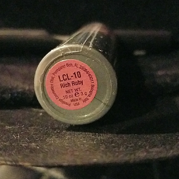 Prestige lipstick - Picture 2 of 2